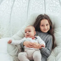 Kiedy śmieje się dziecko – znaczenie cytatu Janusza Korczaka