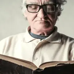 Życie jest jak książka – inspirujące cytaty, które zmienią twoje myślenie