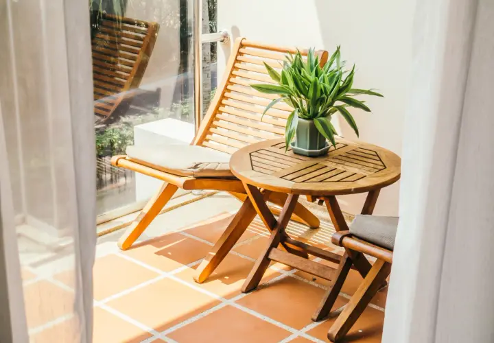 Balkon typu loggia - jak urządzić loggię i balkon, aby stworzyć przytulną przestrzeń?