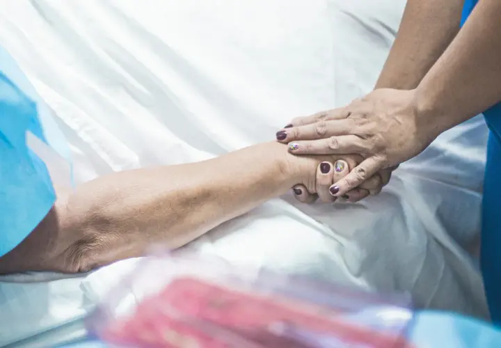 Czego najbardziej żałują umierający? Cytaty, które zmienią twoje życie