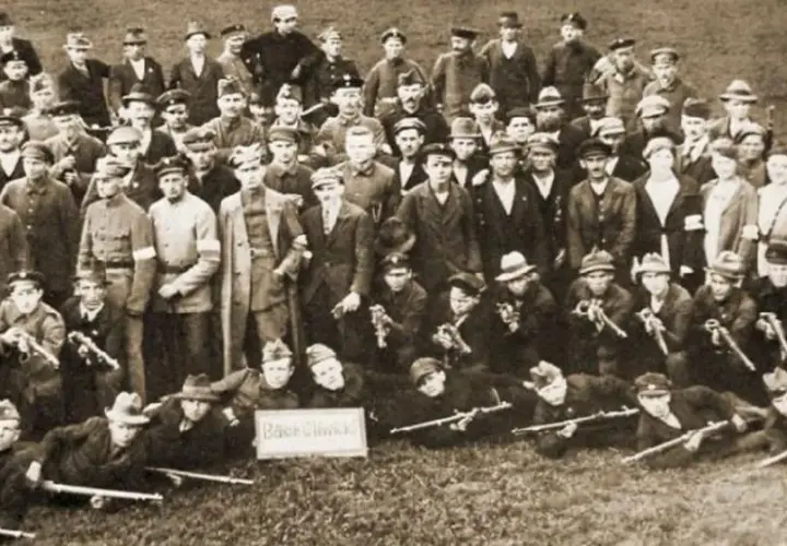 Sens cierpienia narodu polskiego: głębsze znaczenie historycznych zrywów