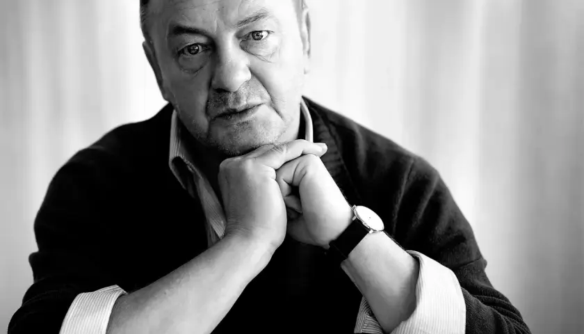 Kim jest Janusz L. Wiśniewski? Jego twórczość i sukcesy