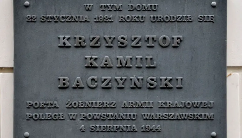 Baczyński: Poeta, żołnierz, symbol. Dlaczego wciąż fascynuje?