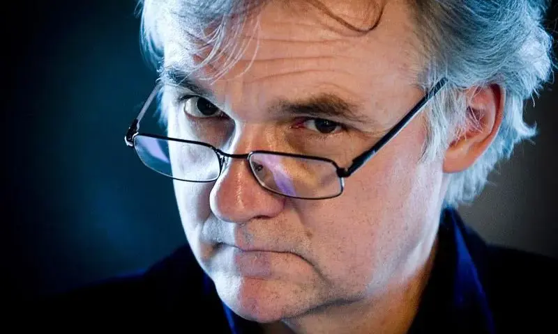 Pilch w sensie ścisłym: prawda o życiu pisarza, której nie znaliśmy