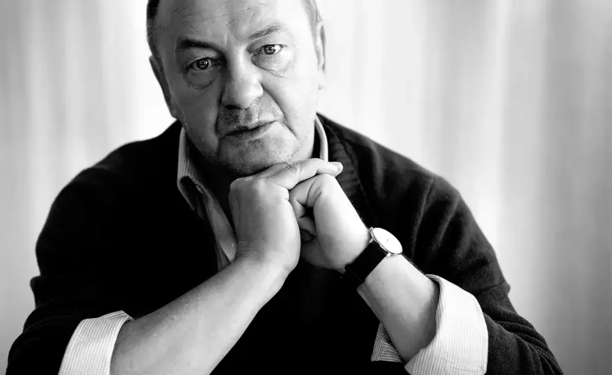 Kim jest Janusz L. Wiśniewski? Jego twórczość i sukcesy