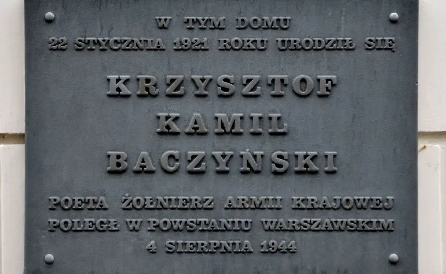 Baczyński: Poeta, żołnierz, symbol. Dlaczego wciąż fascynuje?