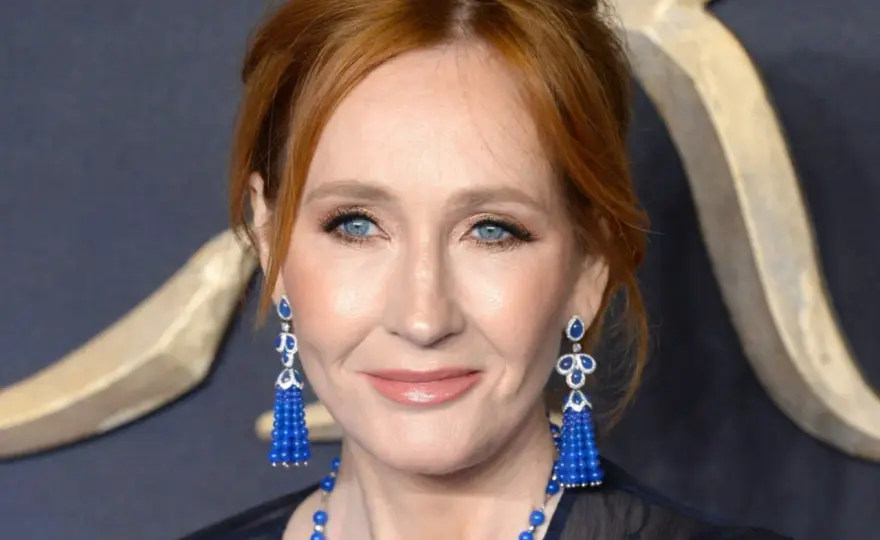 J.K. Rowling – autorka Harry’ego Pottera: jej życie, sukcesy i tajemnice twórczości