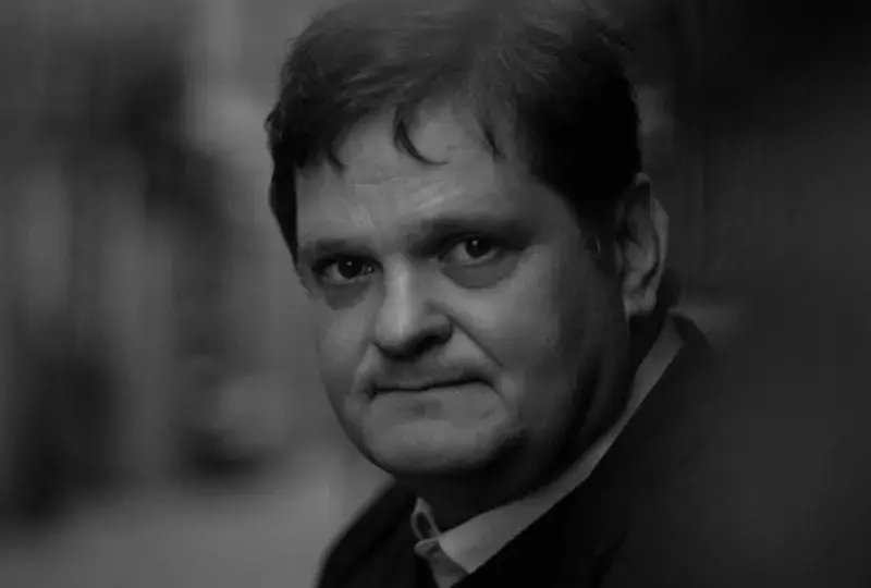 Jarosław Mikołajewski - biografia - życie i osiągnięcia tej postaci